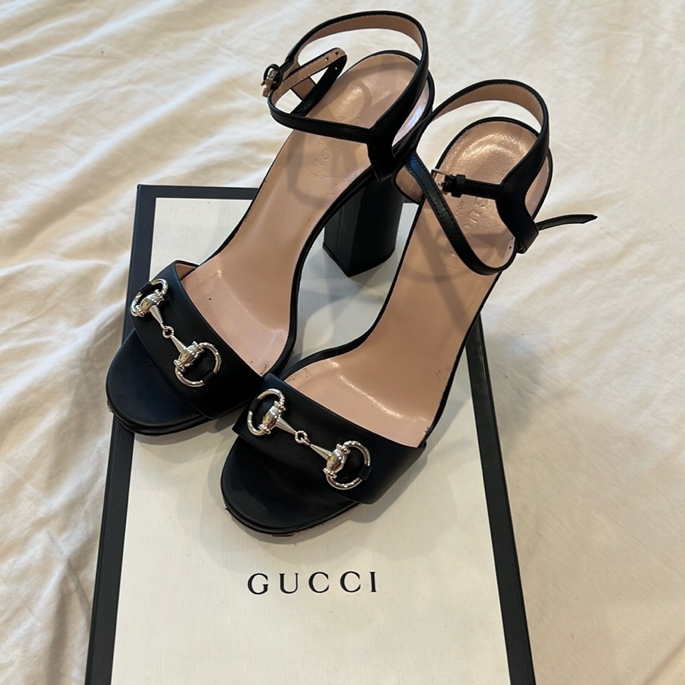 Gucci shoes size 7.5/37.5
